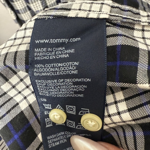 Pre- owned Tommy‎ Hilfiger black, white,& blue [laid button down shirt - Large - Picture 6 of 8